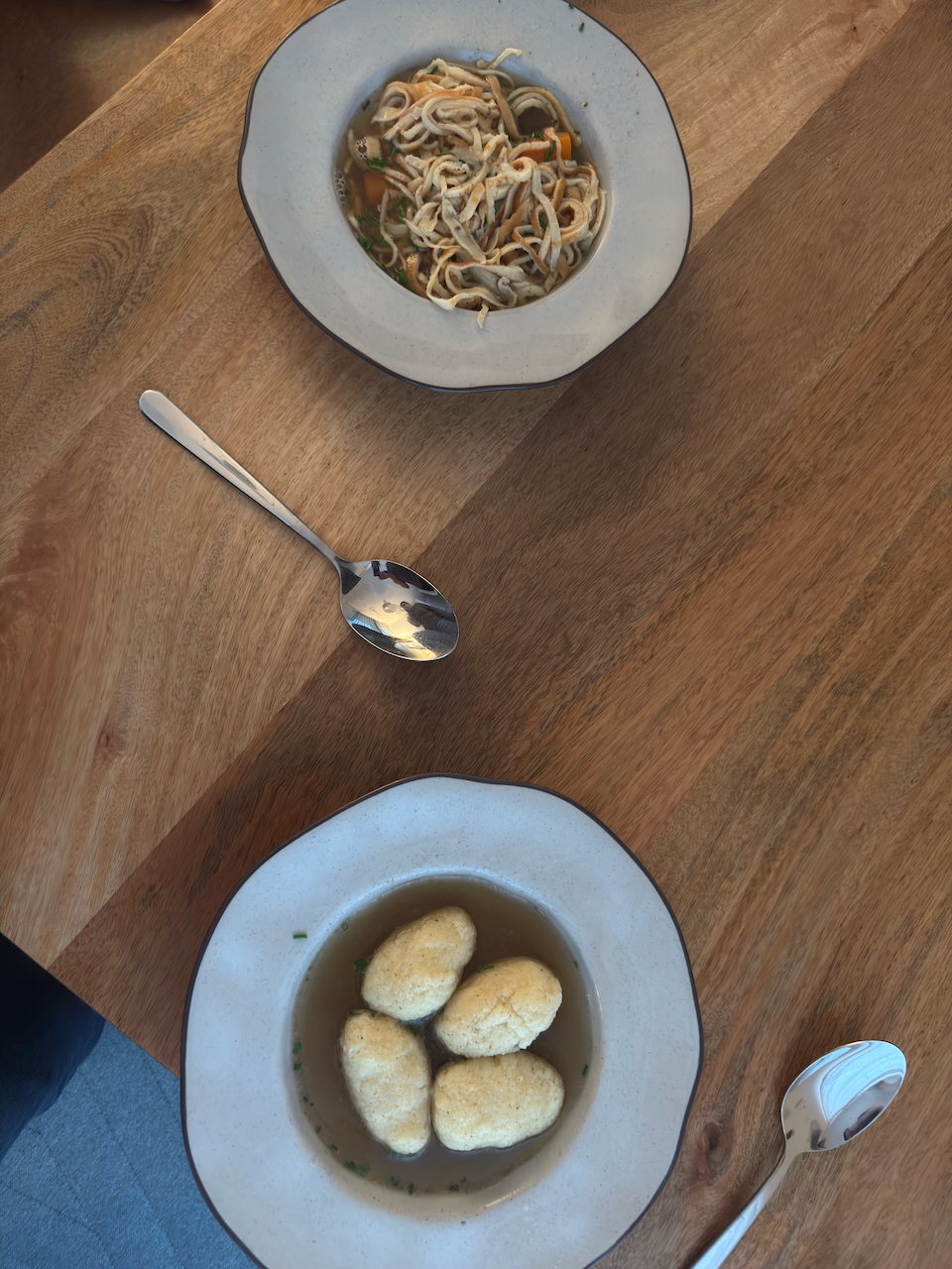 Frittatensuppe und Griesnockerlsuppe